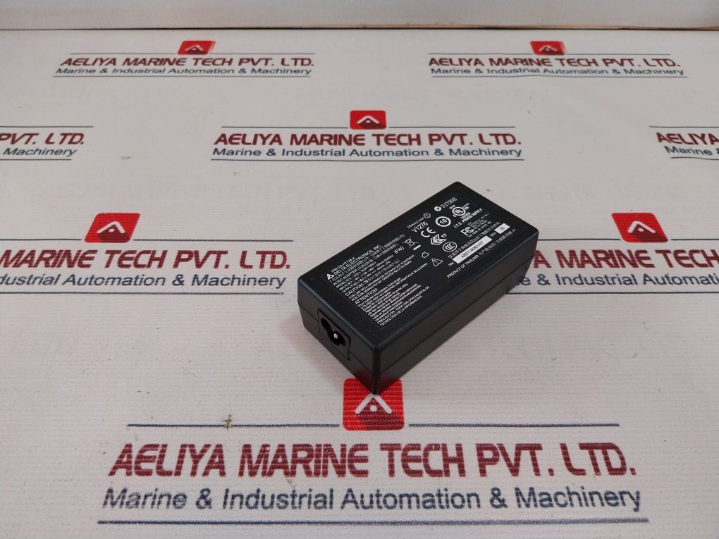 Delta Electronics Tadp-19Ab D Ac/Dc Adapter With Power Cord Set