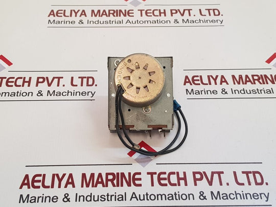 Deltrol Controls 138 Timer Motor 120 Vac 20 Amps 50/60 Hz