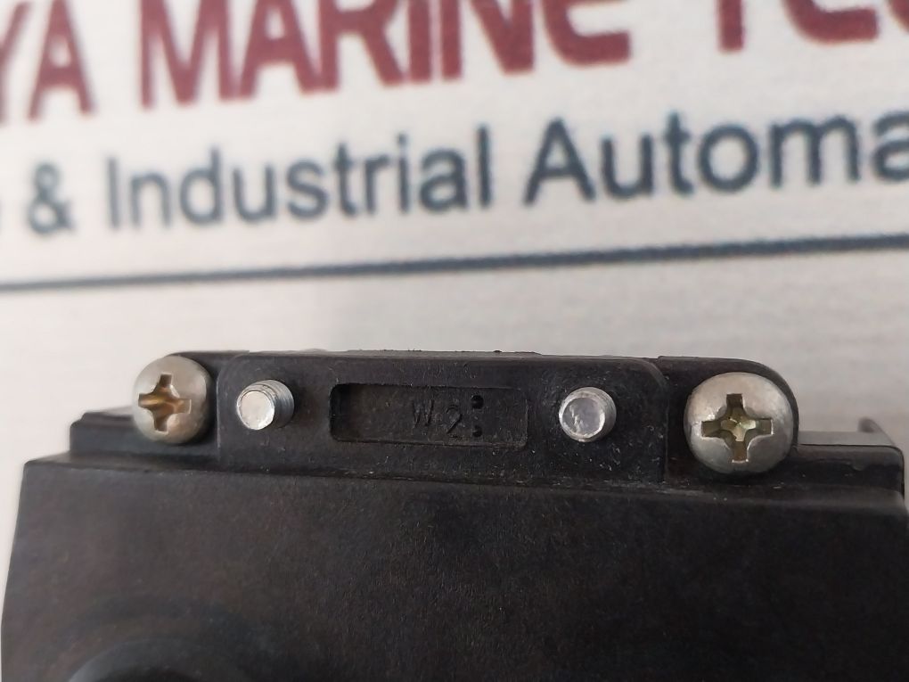 Demag 772 188 44 Components Contactor