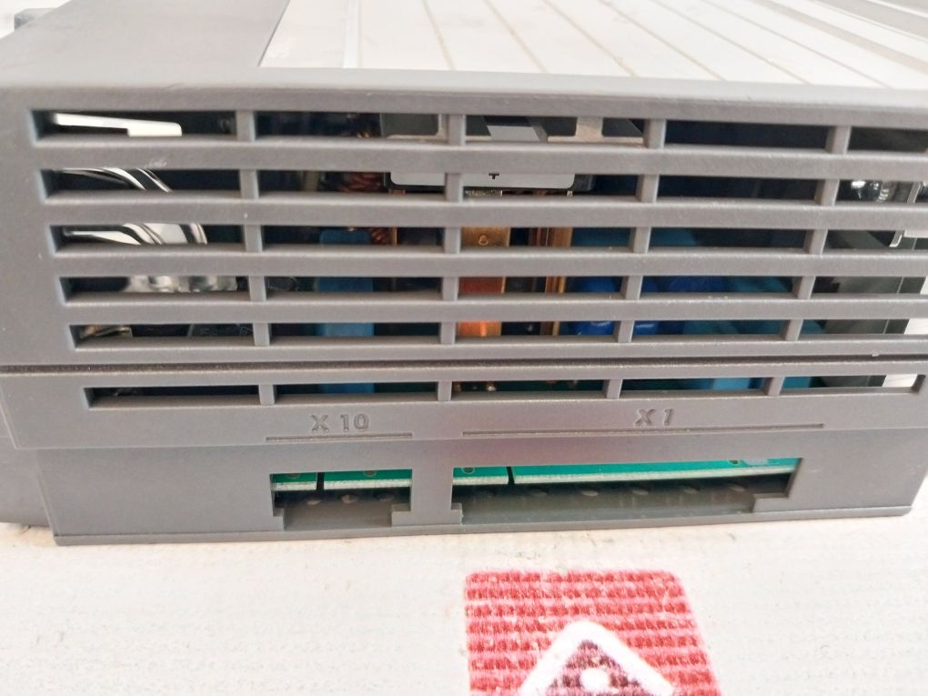 Demag Dic-4-004-e-0000-03 Frequency Inverter