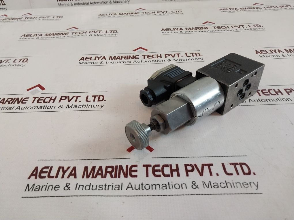 Denison Hydraulics 4D01 3111 0101 C1Gar Solenoid Valve S1-098000