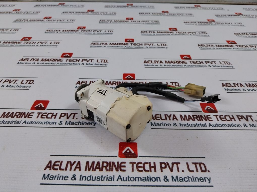 Denso 410622-1620 Servo Motor 03H08 Msma5Azt2U2