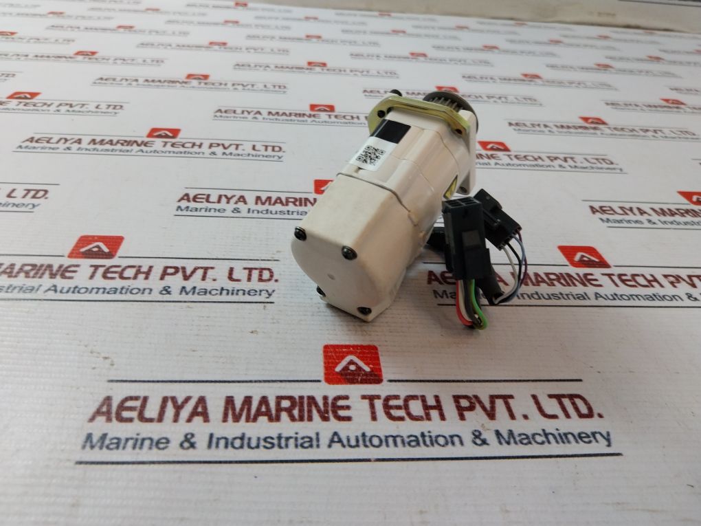 Denso Panasonic 410622-1620 Servo Motor Msma5Azt2U2