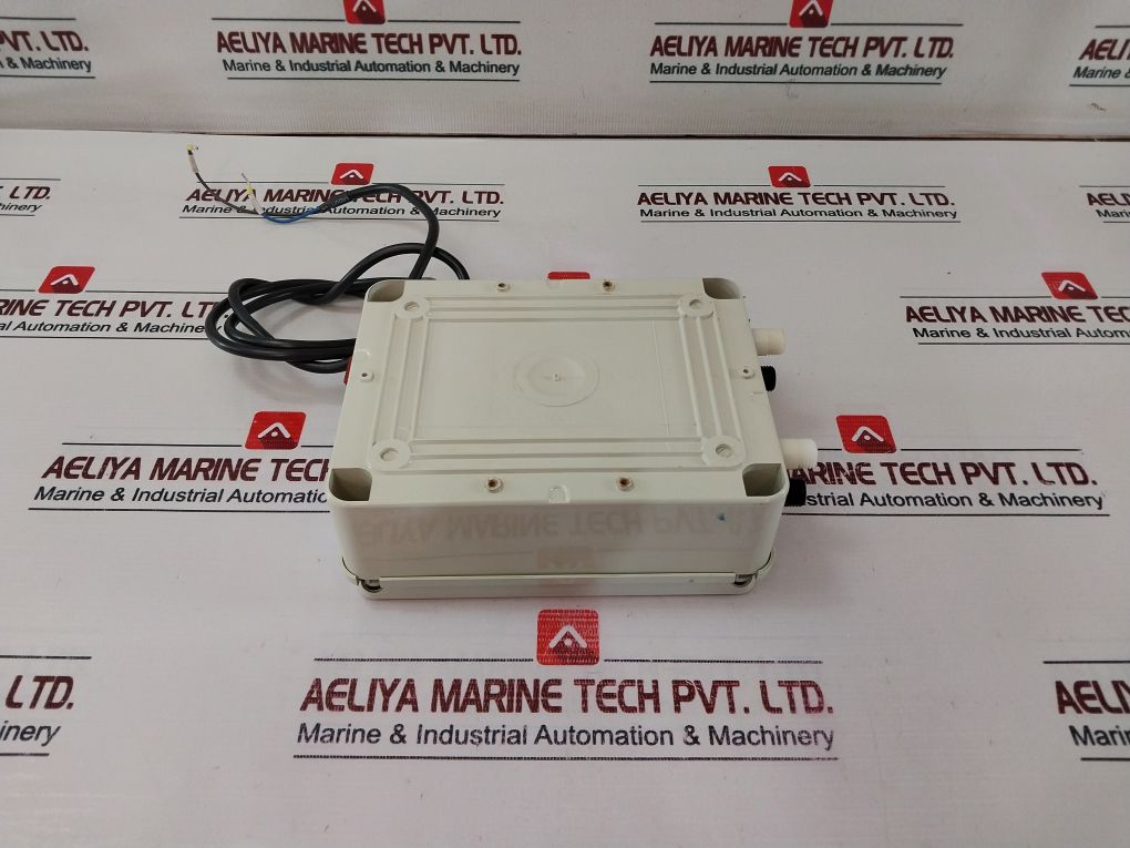 Destatic Mod.018 2-way Electronic Generator 220V 0.63A