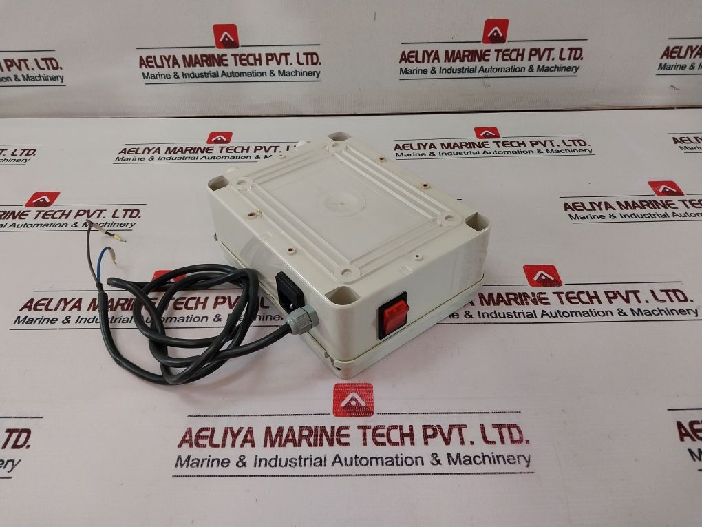 Destatic Mod.018 2-way Electronic Generator 220V 0.63A