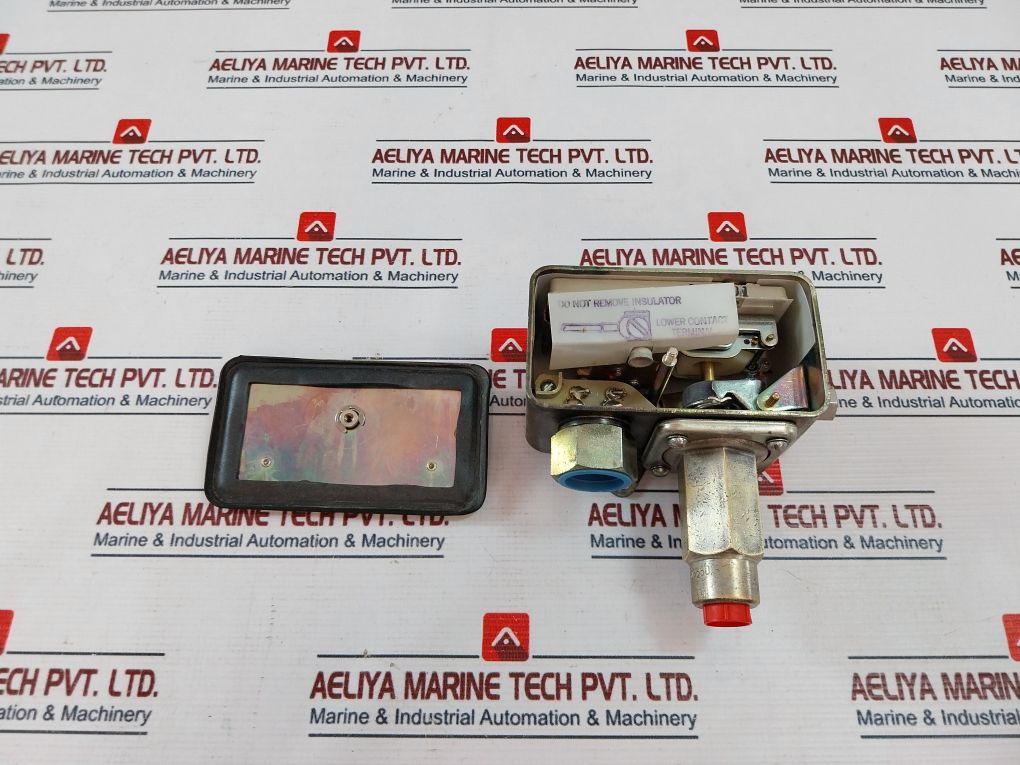 Detroit 222-10 Temperature Control Switch Unit Nb-12