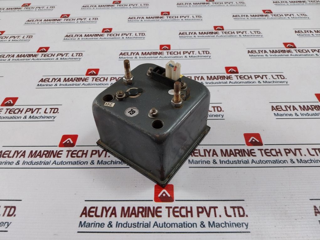 Deuta Eqg9/8B Analog Meter 300-0-300 R.P.M.