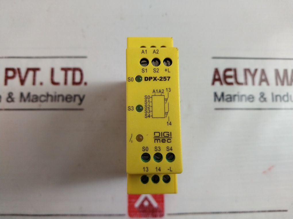 Digi Mec Dpx-257 Emergency Stop And Door Monitoring Safety Relay
