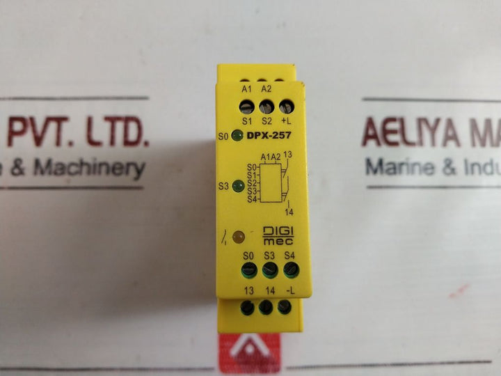 Digi Mec Dpx-257 Emergency Stop And Door Monitoring Safety Relay