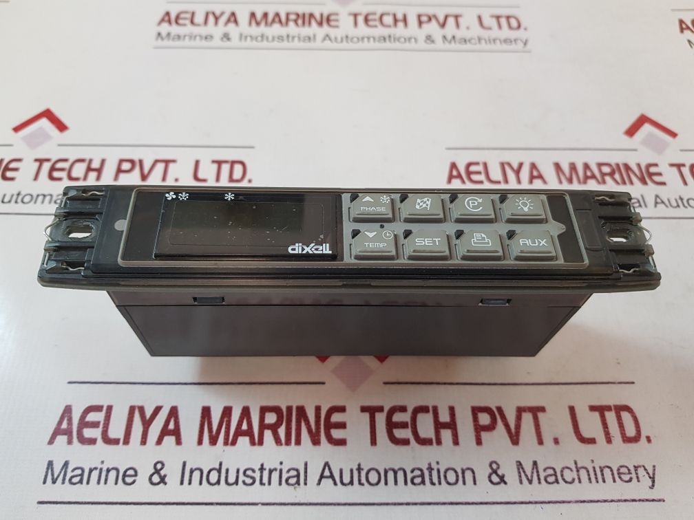 Dixell xb570l-5r0c1-x temperature controller