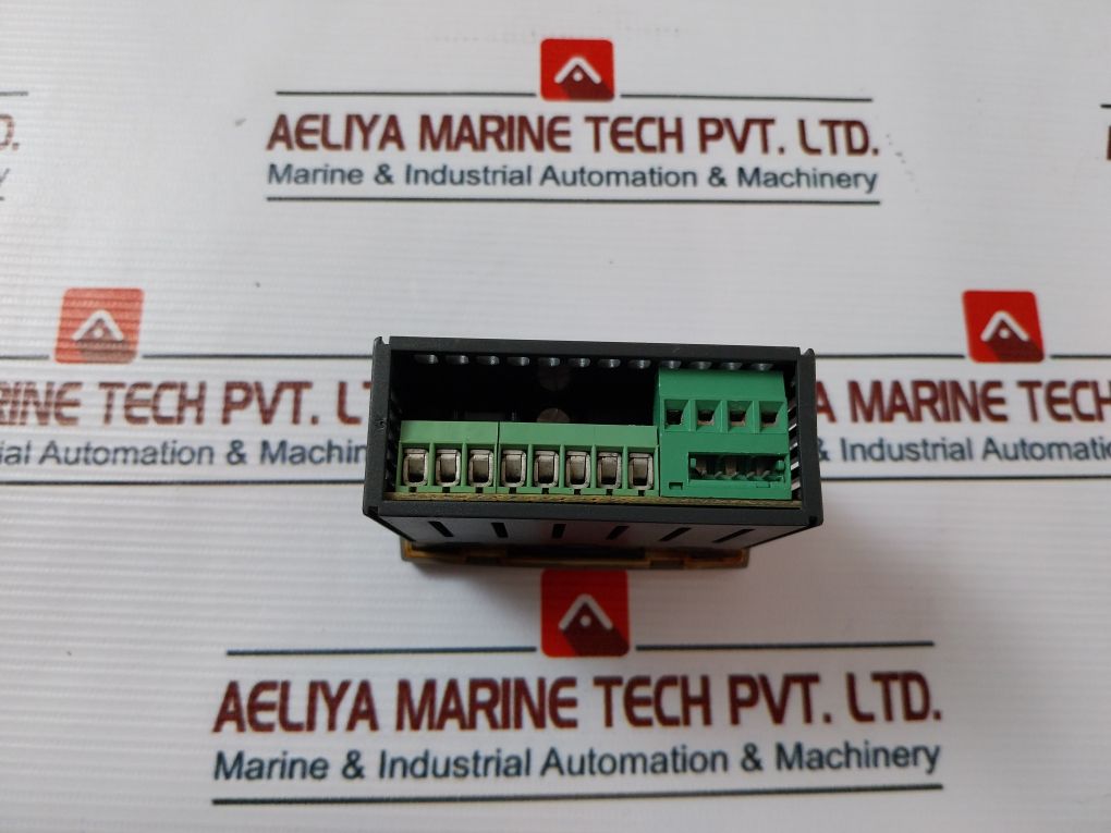 Dixell Xr70Cx-5N1I3 Digital Temperature Controller 230V Ac 50-60Hz