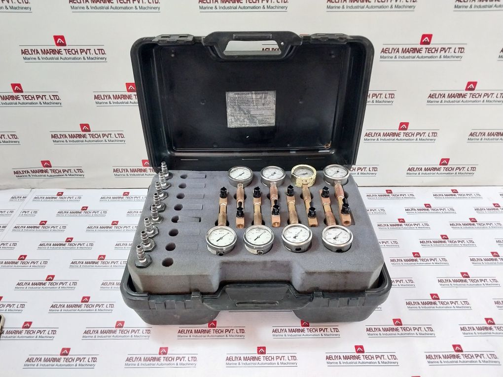 Dk-lok V73B-f-4N-60-b Compression Tester Kit (Incomplete) 0-1000 Psi