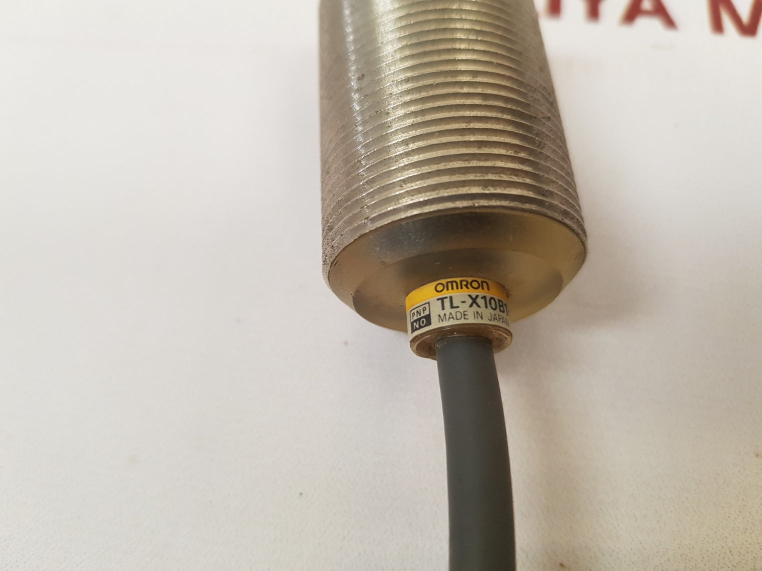 Omron Tl-x10B1-ge Proximity Sensor