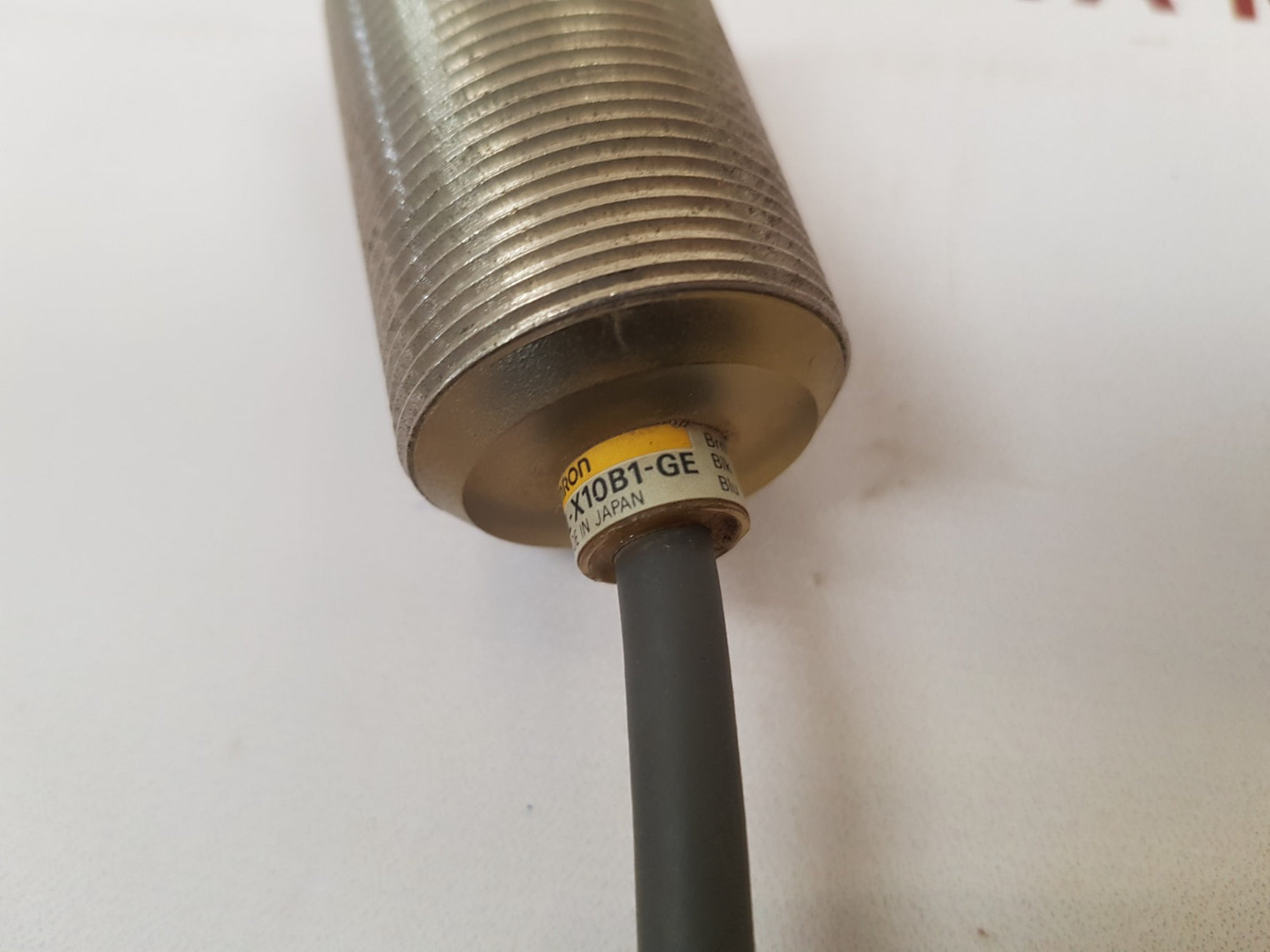 Omron Tl-x10B1-ge Proximity Sensor