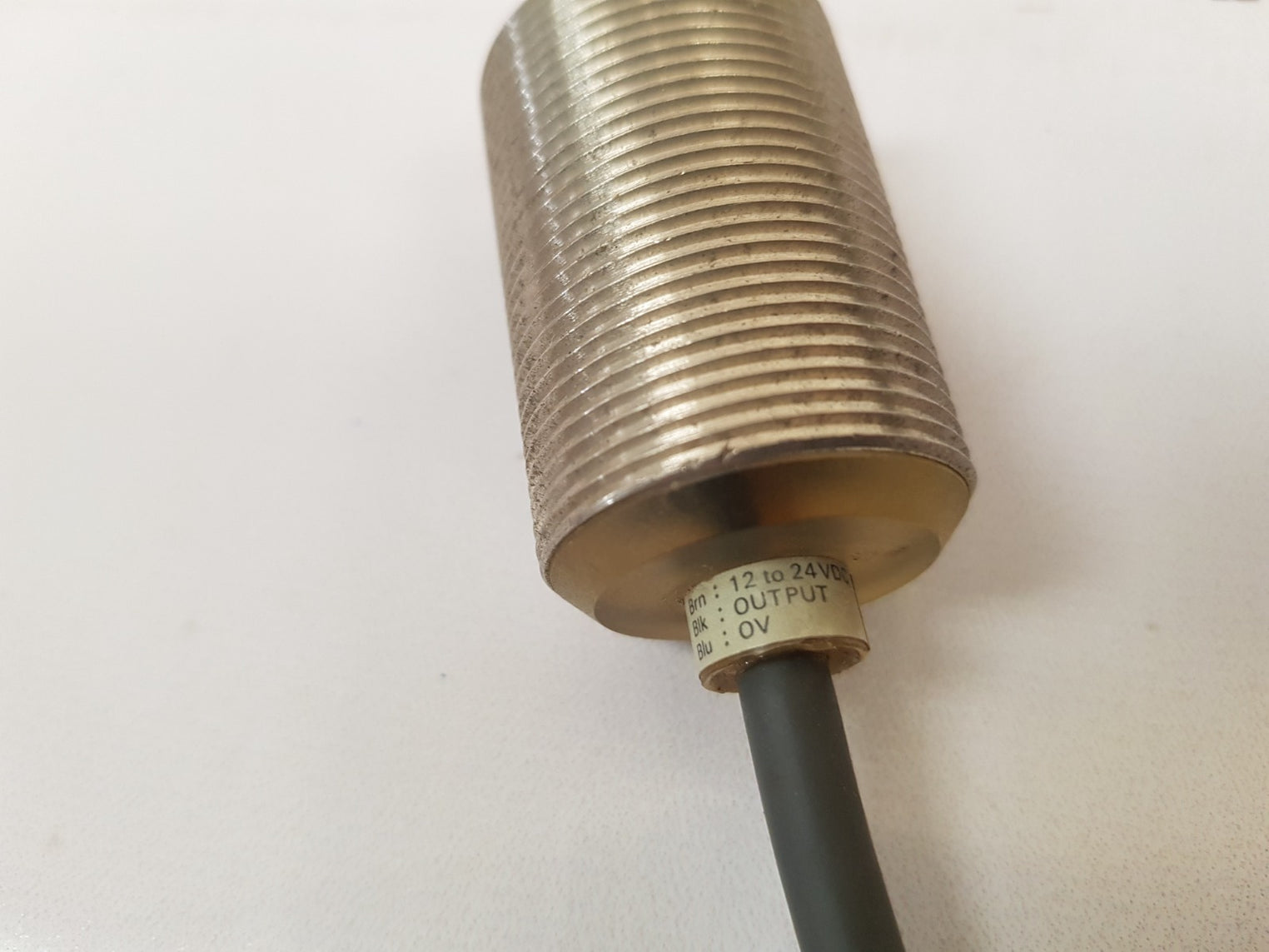 Omron Tl-x10B1-ge Proximity Sensor