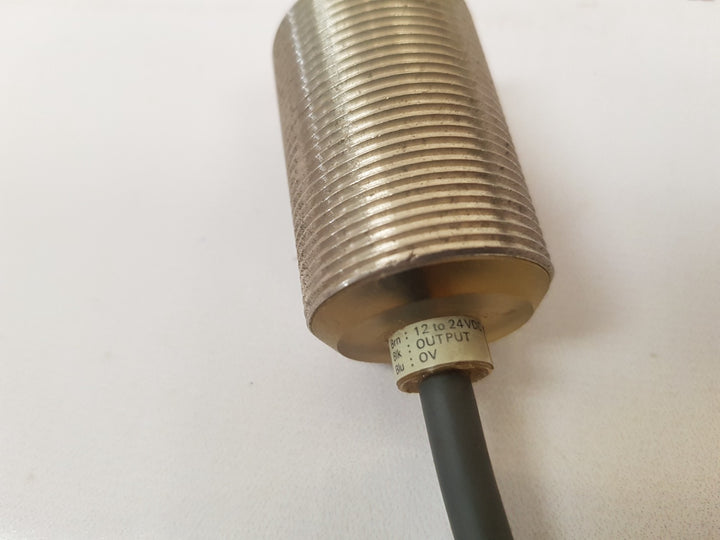 Omron Tl-x10B1-ge Proximity Sensor