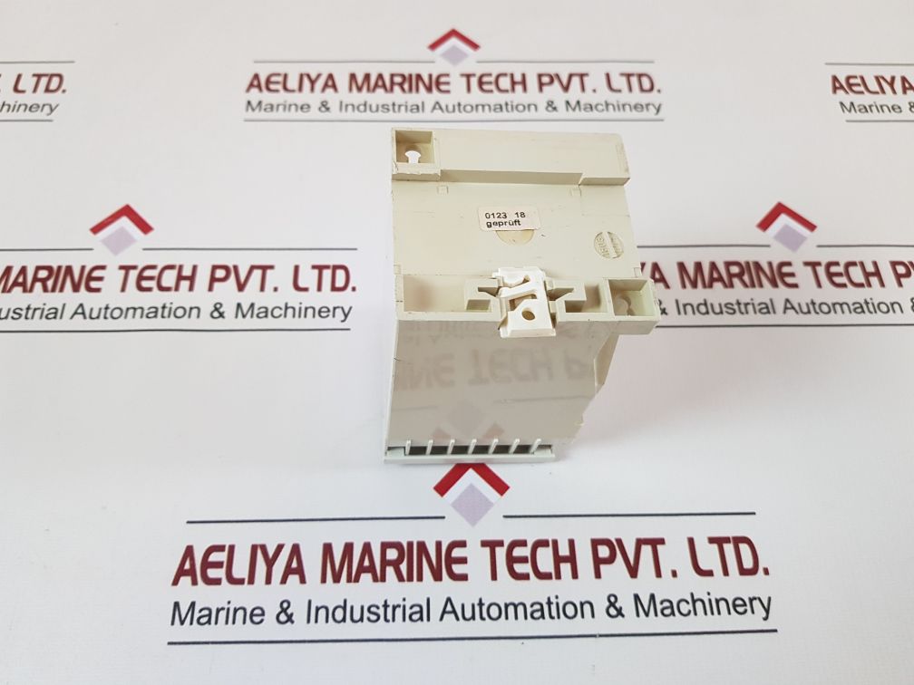 E. Dold & Sohne Ak9840.82 Relay Ak9840