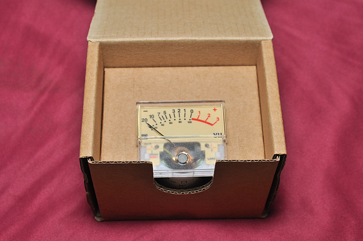 Sifam 1734v analog voltmeter