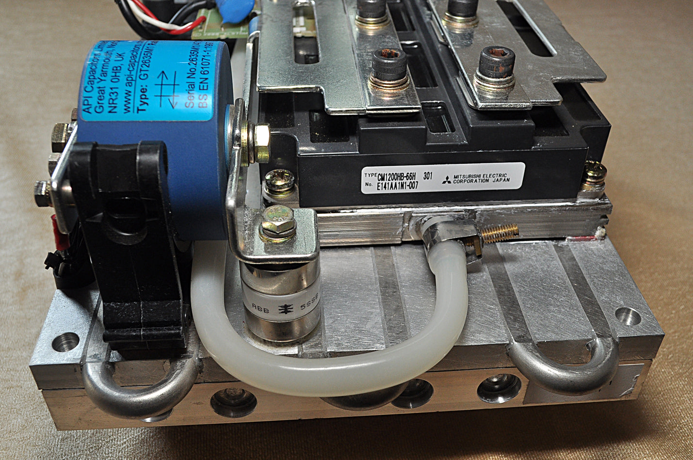 Mitsubishi Electric Cm1200Hb-66H 301 Module 10 Bar Gt2635M1