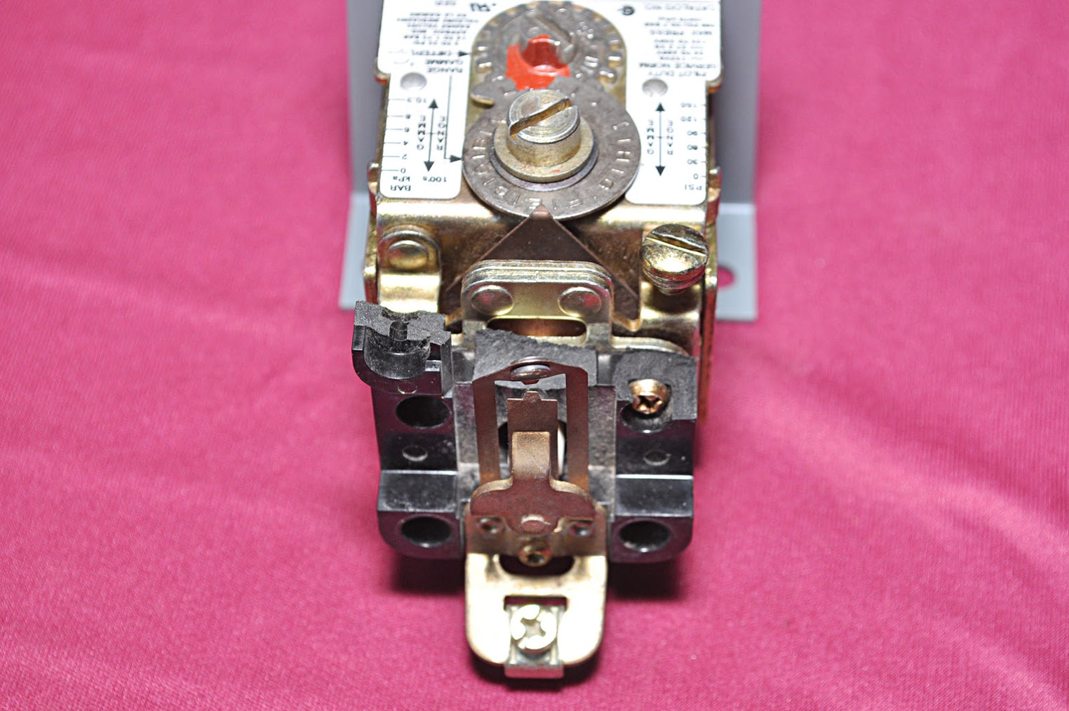 ALLEN-BRADLEY 836-C7 RANGE PRESSURE CONTROL