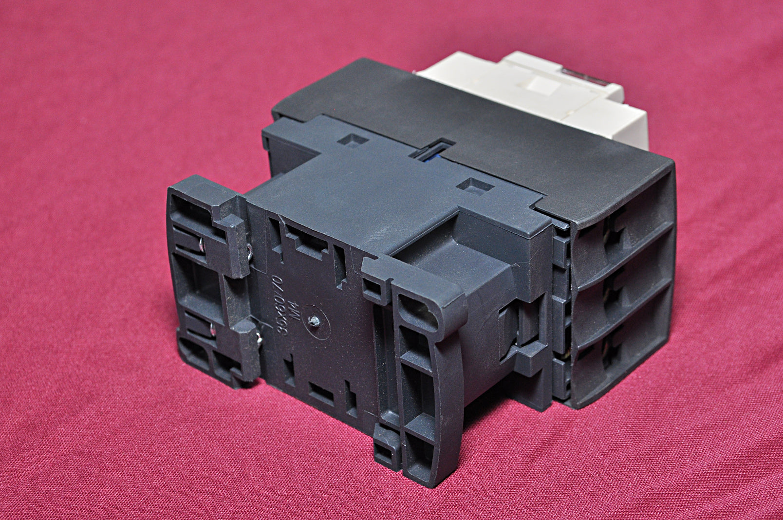 Telemecanique /square D/schneider electric lc1d32 contactor