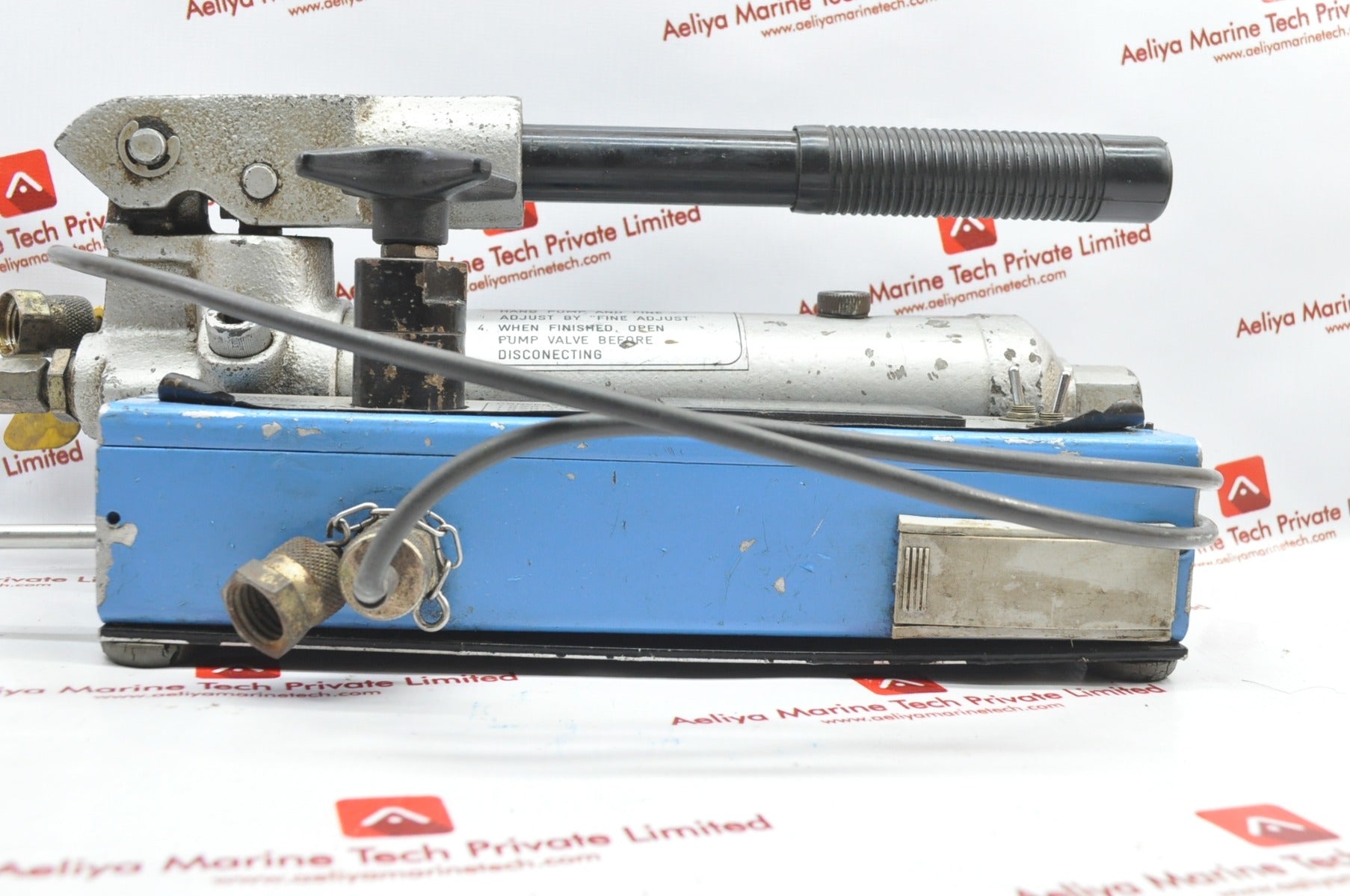 Omicron Ote-p202 Pressure Calibrator