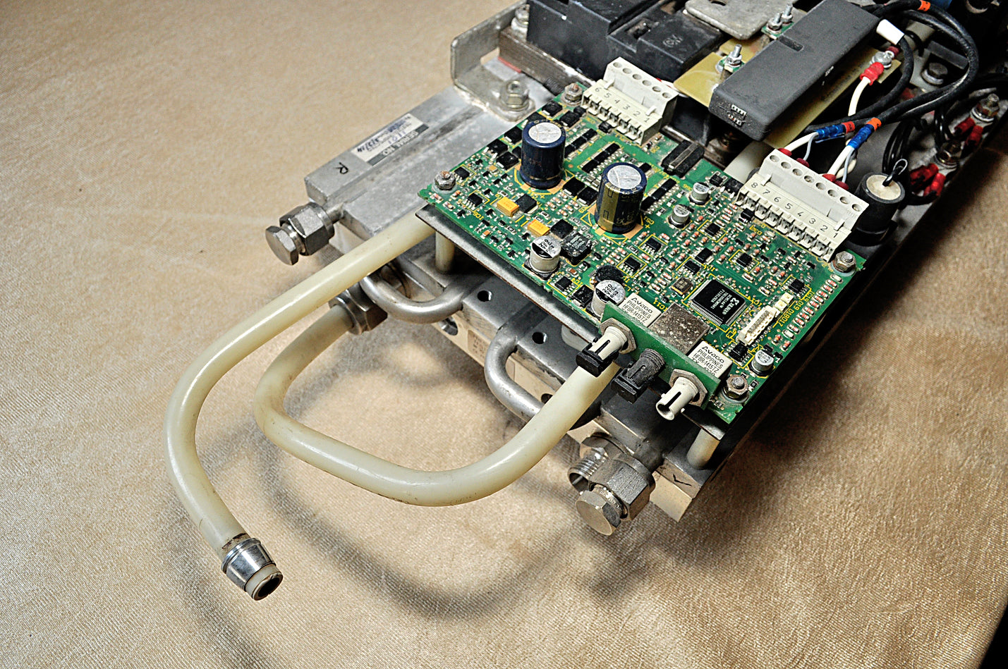 Mitsubishi Electric Cm1200Hb-66H 301 Module 10 Bar Gt2635M1 20X4579A