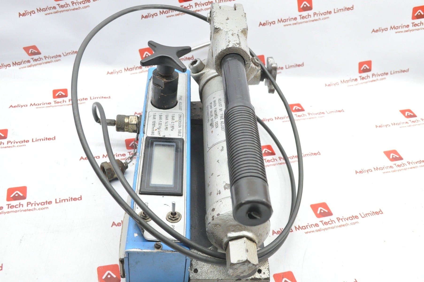 Omicron Ote-p202 Pressure Calibrator