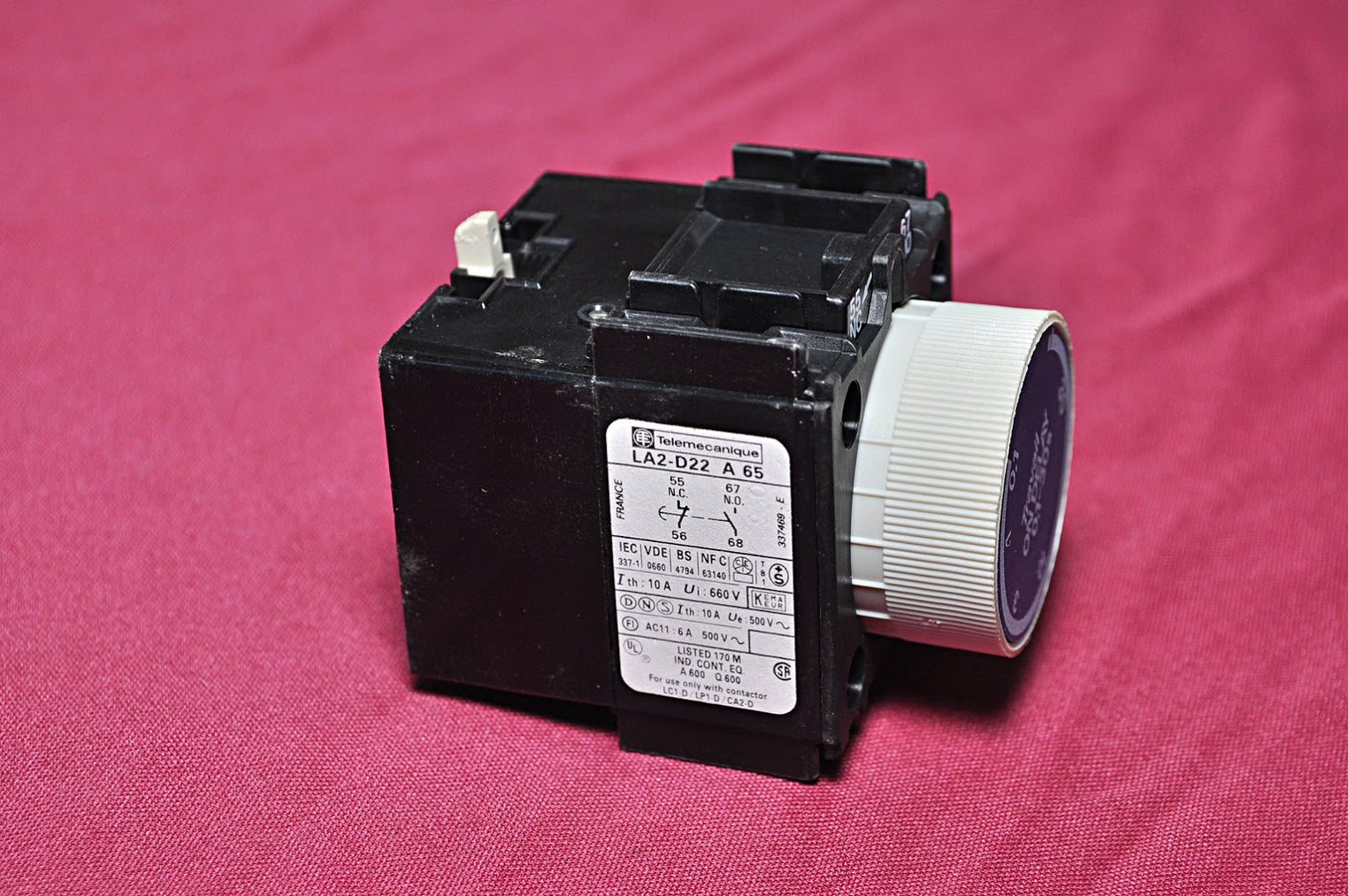 Telemecanique la2-d22 a65 time delay module