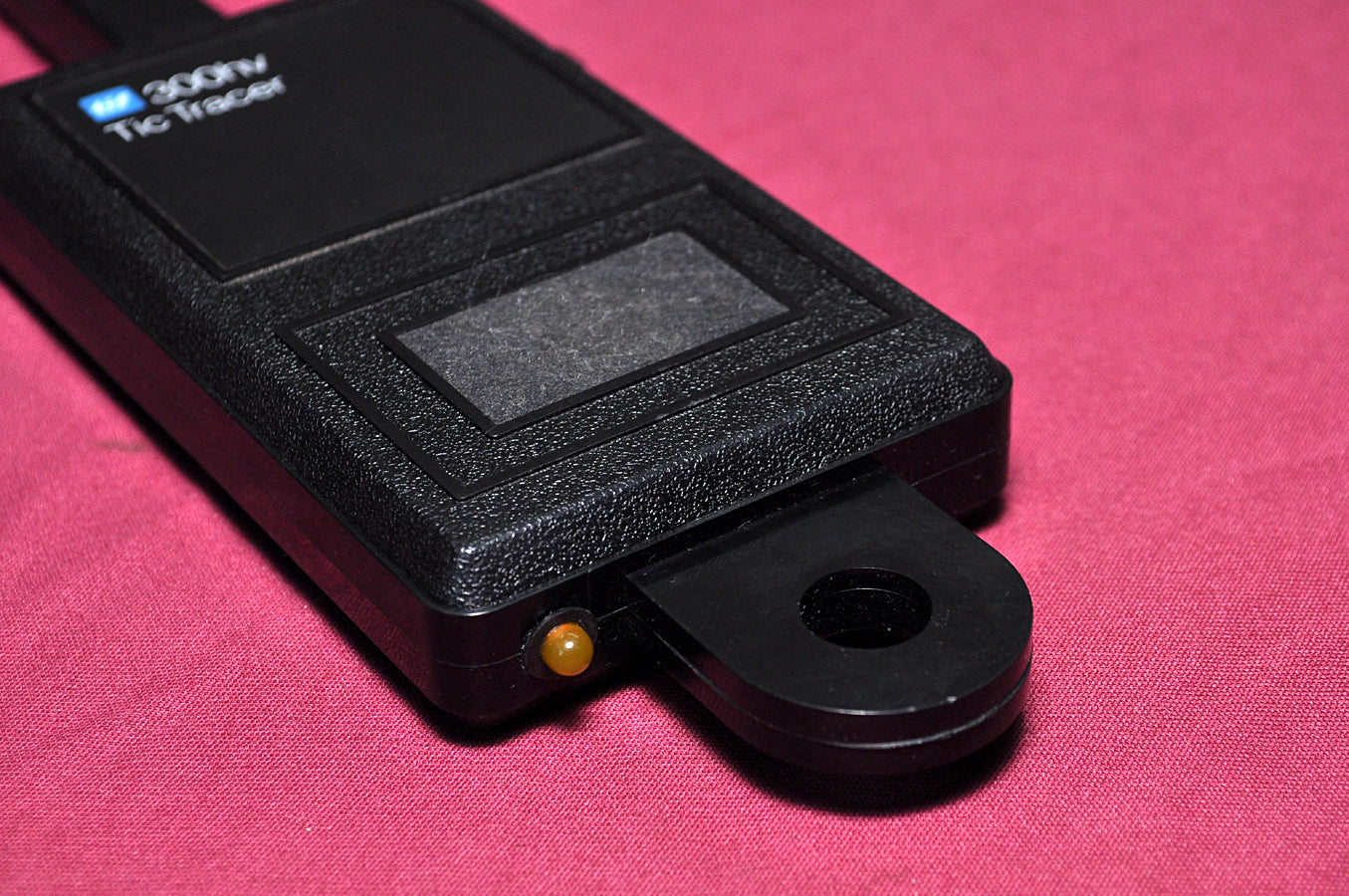 Tif tic tracer 300hv voltage detector