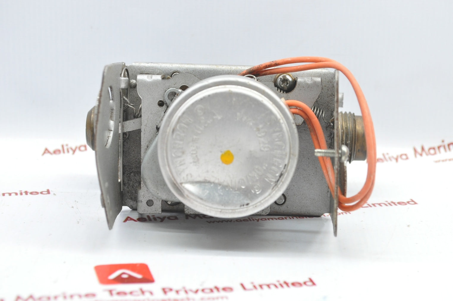 Honeywell 1004 Synchron 220V 50/60Hz