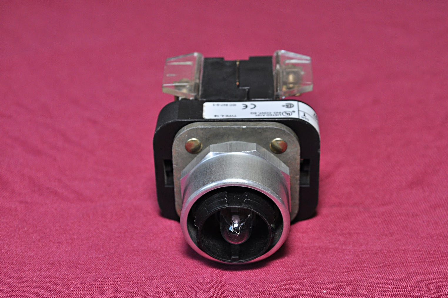 ALLEN BRADLEY 800T-QB24 ILLUMINATED PUSH BUTTON