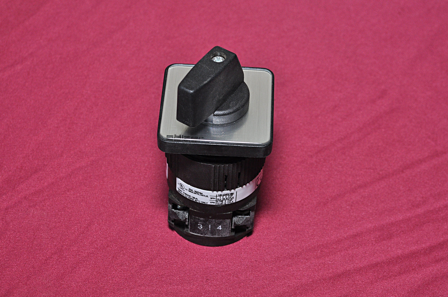 Salzer p220-61037-a01 rotary cam switch ip66