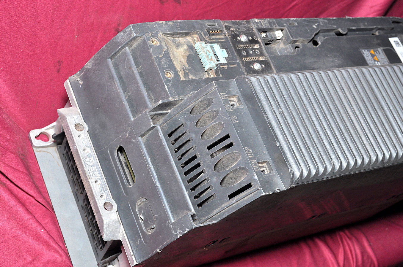 Siemens sinamics pm240-2 power module 1p 6sl3210-1pe26-ould