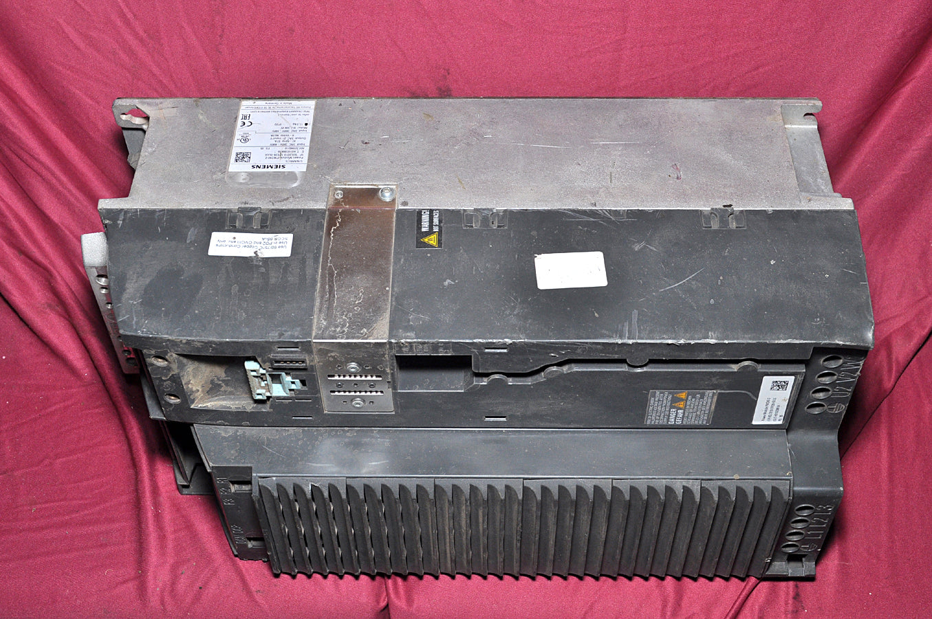 Siemens sinamics pm240-2 power module 1p 6sl3210-1pe26-ould