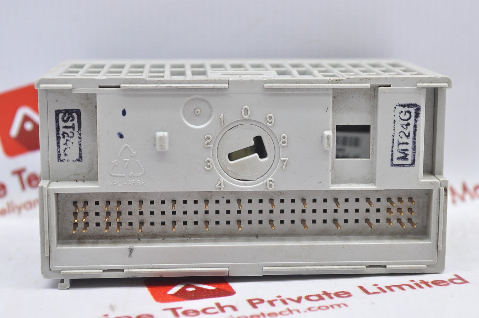 Abb S200-ir8 490176087 Temperature Controller