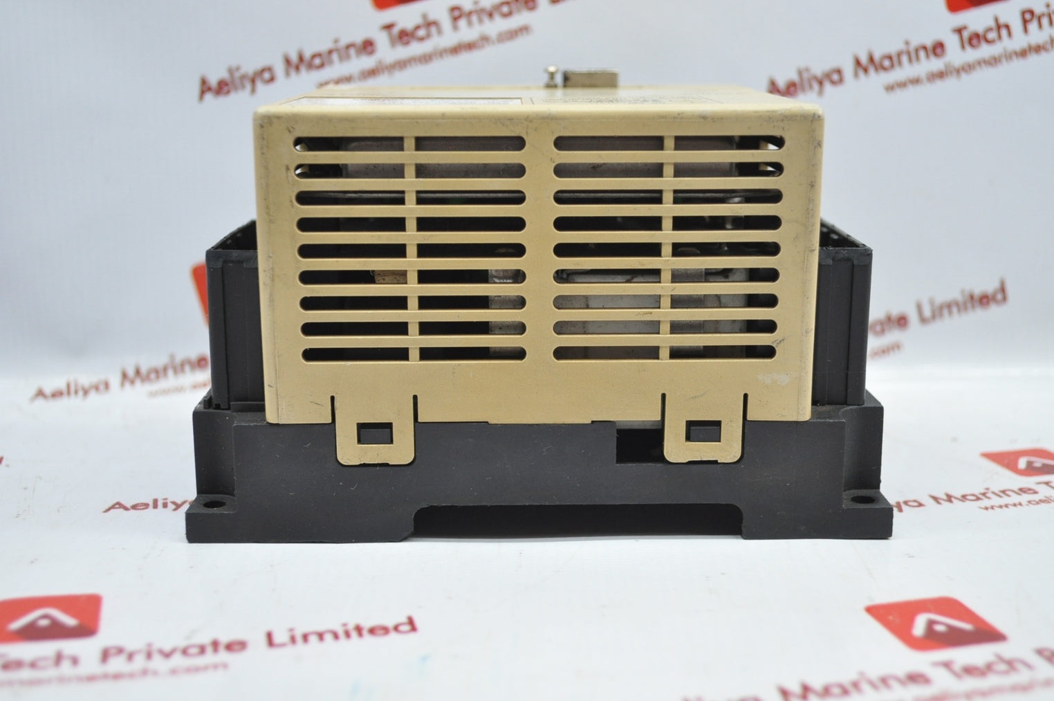 Yaskawa sgdr-sda710a01b servopack drive