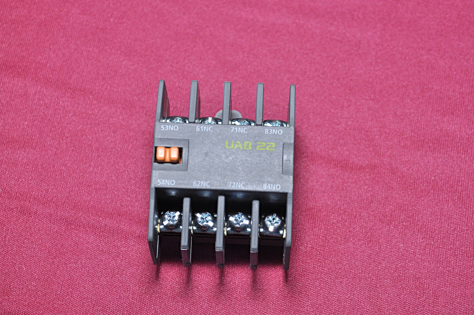 AUXILIARY UAB CONTACT BLOCK