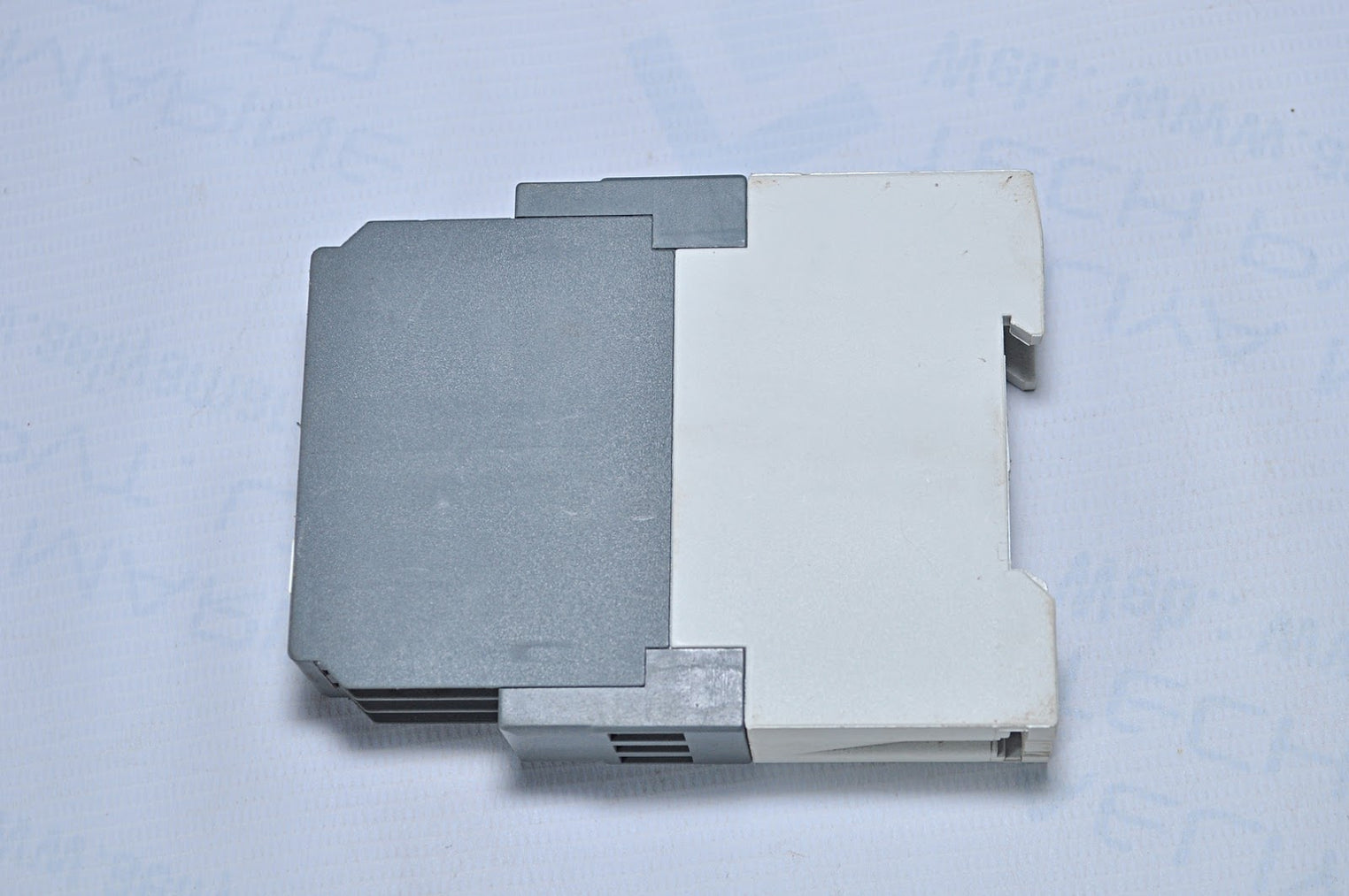 ABB CT IRS 1SVR430221R7300 ON DELAY TIME RELAY