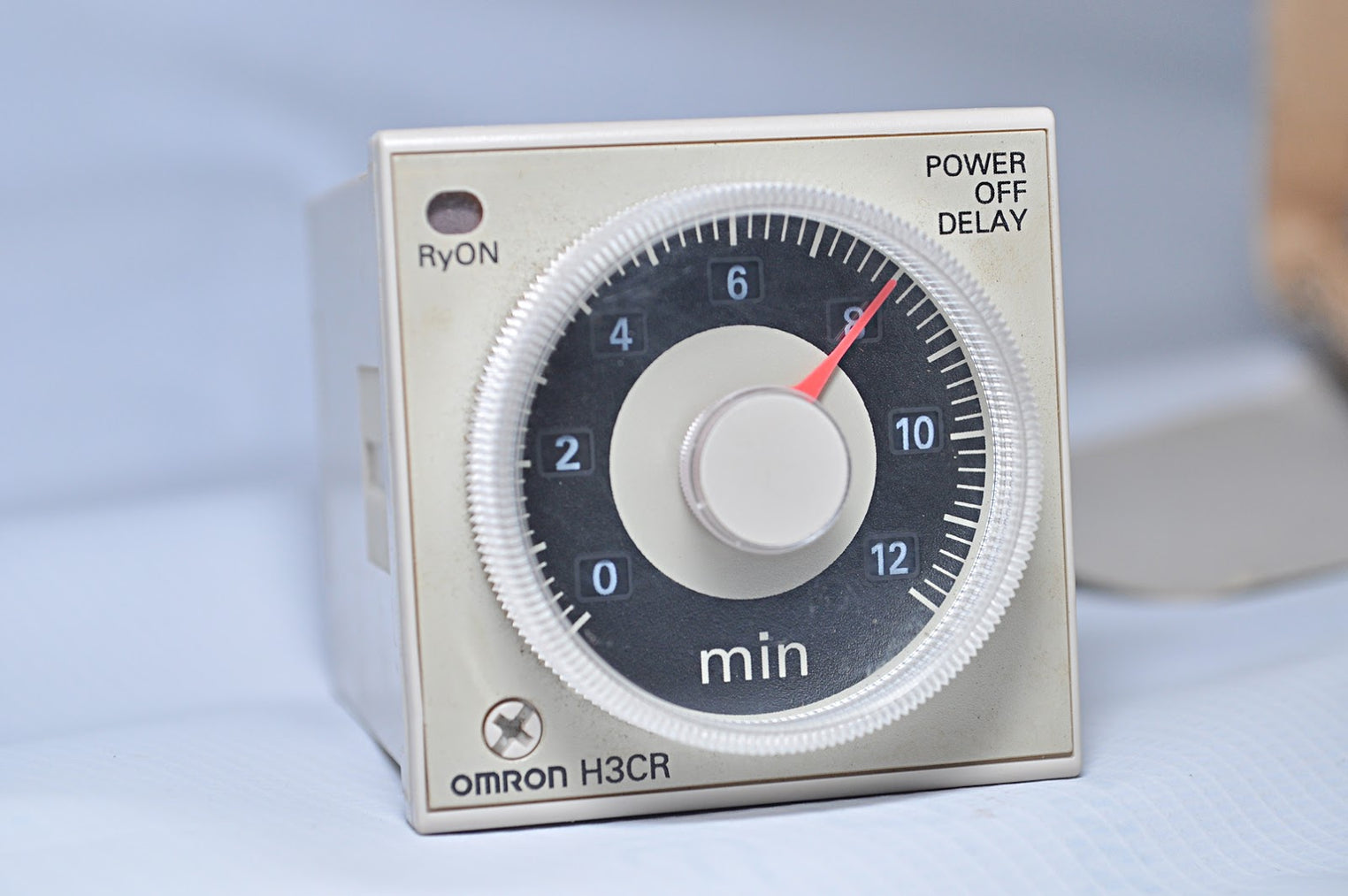 OMRON H3CR-H8L TIMER