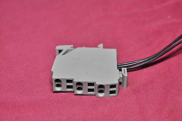 Nos square d e103955 circuit breaker accessory