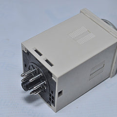 OMRON H3CR-H8L TIMER