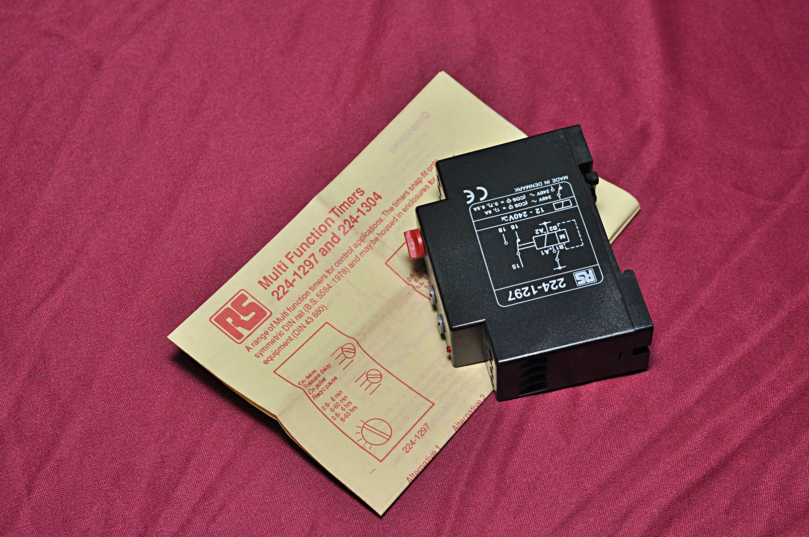 Rs components 224-1297 multifunction timer relay