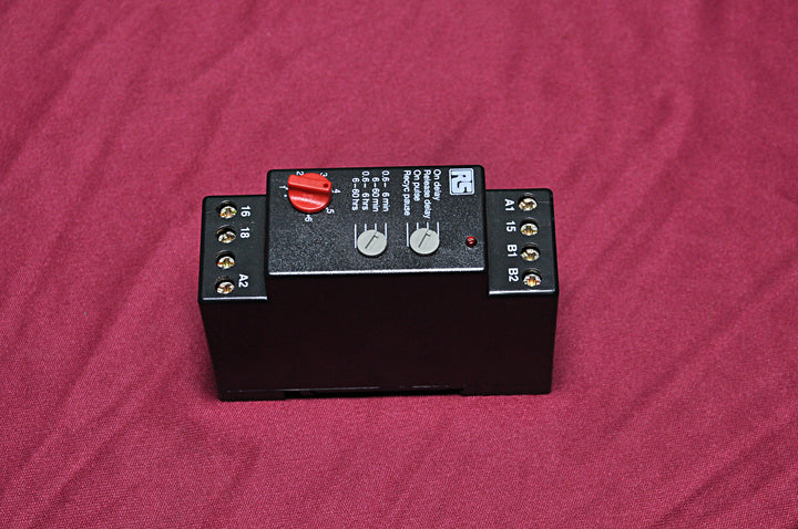 Rs components 224-1297 multifunction timer relay
