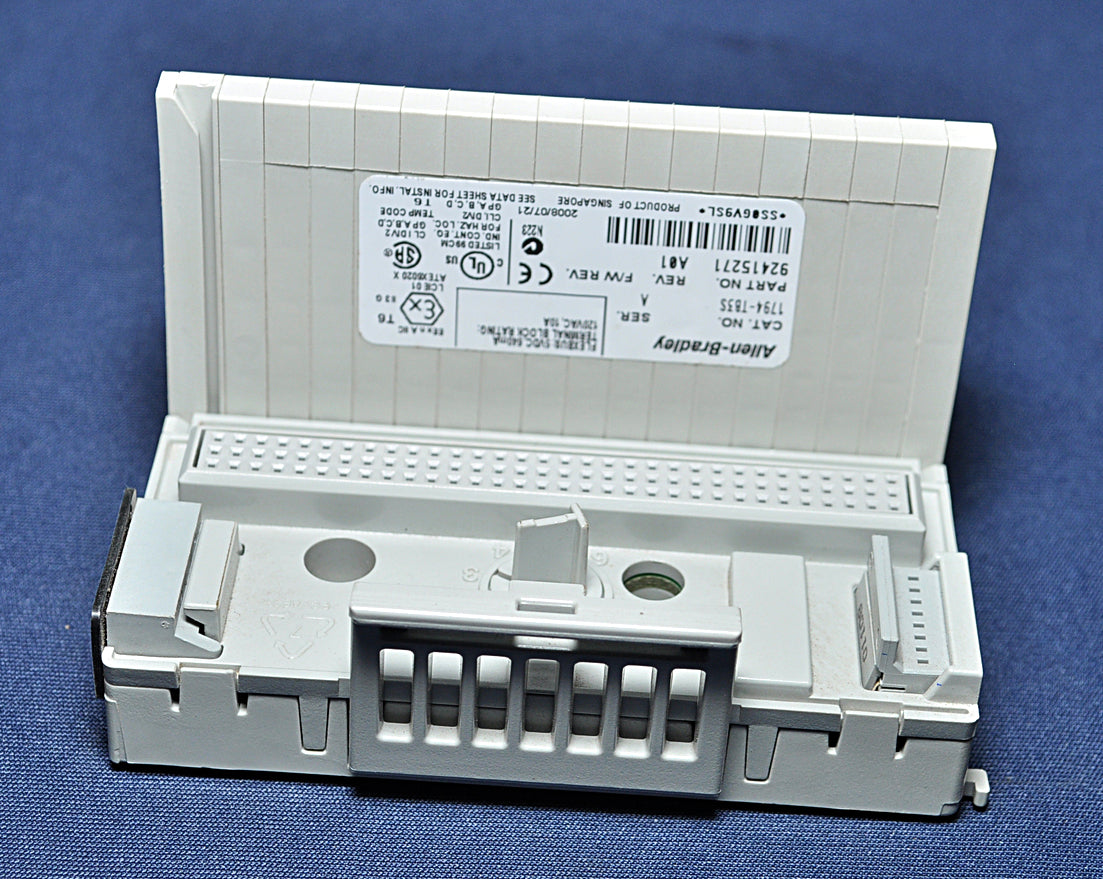 Allen-Bradley 1794-tb3s terminal base.