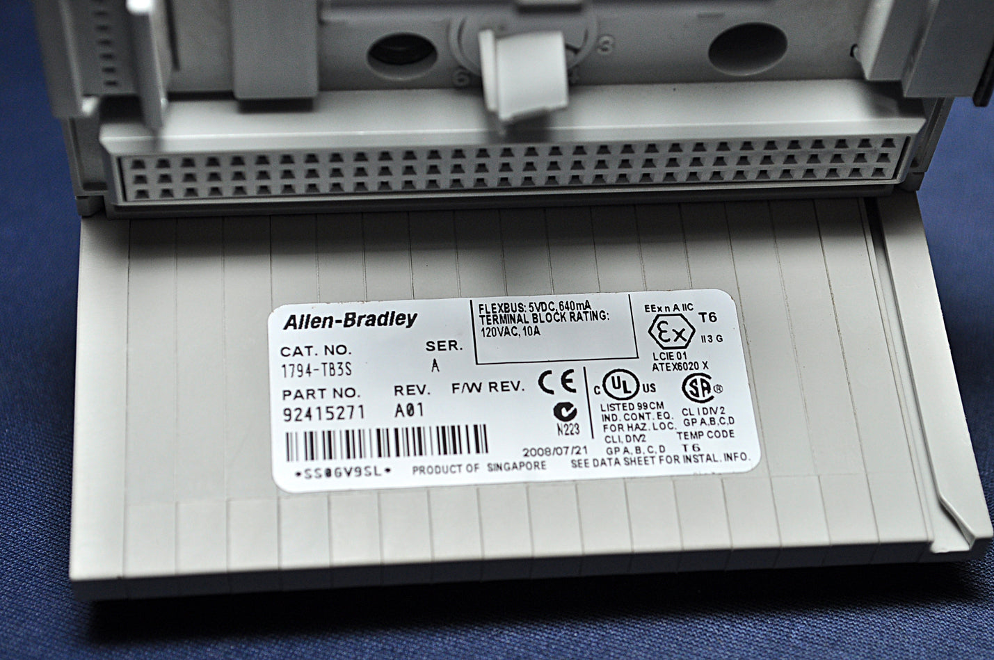 Allen-Bradley 1794-tb3s terminal base.