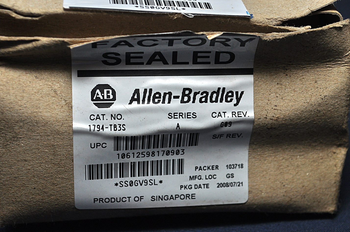 Allen-Bradley 1794-tb3s terminal base.