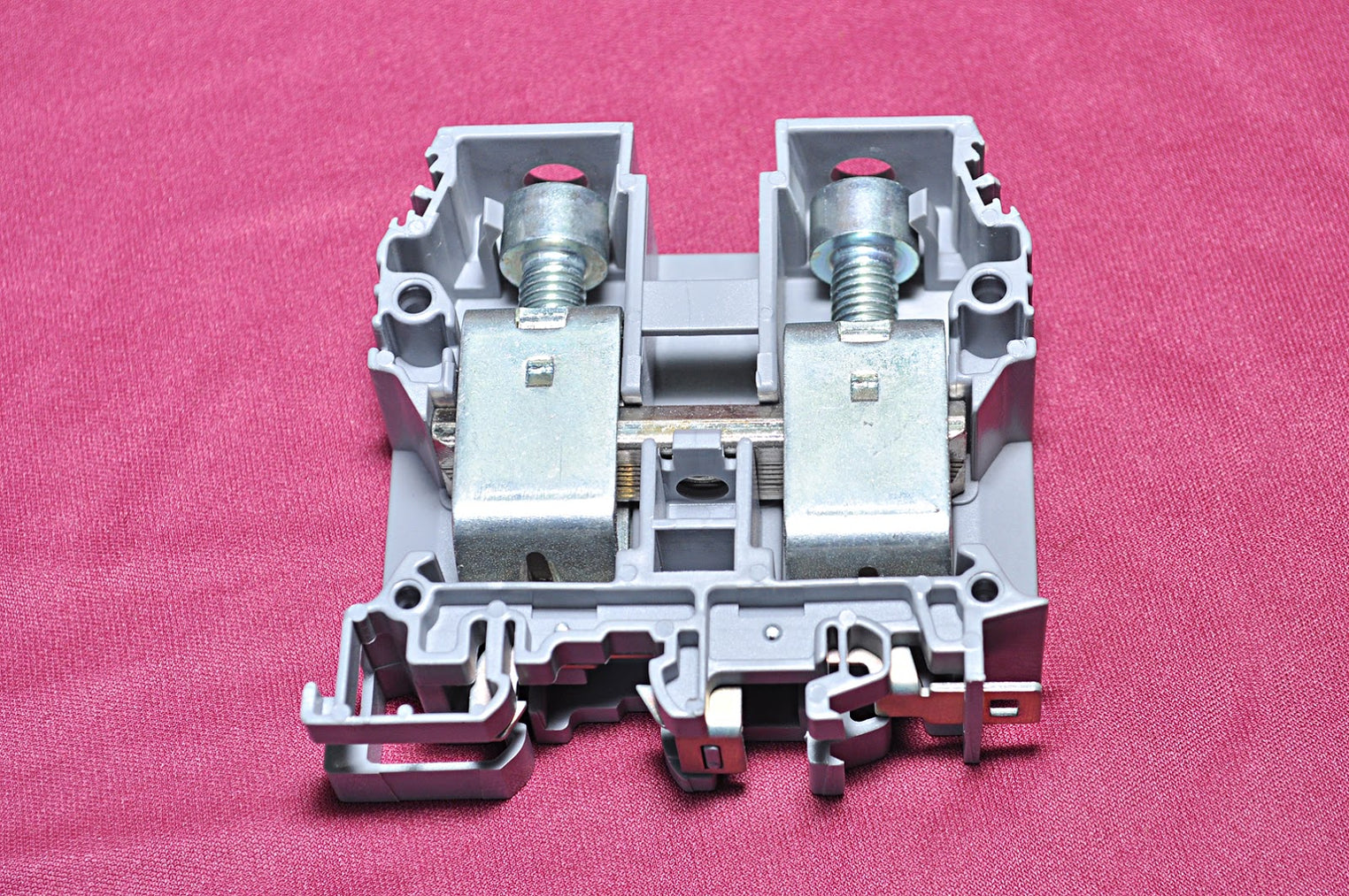 Enterelec B2 Rail Mount Terminal Block