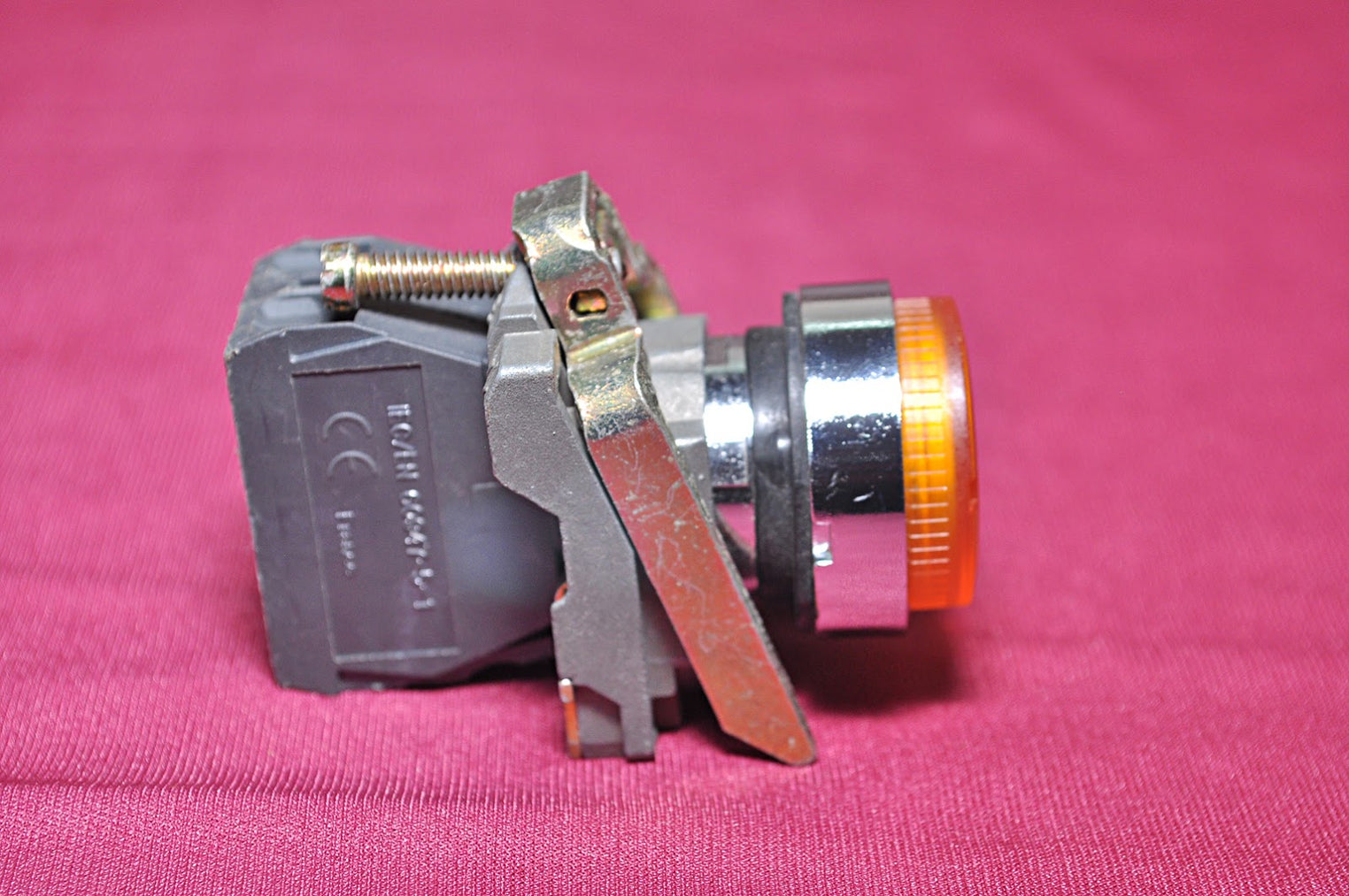 IEC/EN 60947-5-1PUSH BUTTON