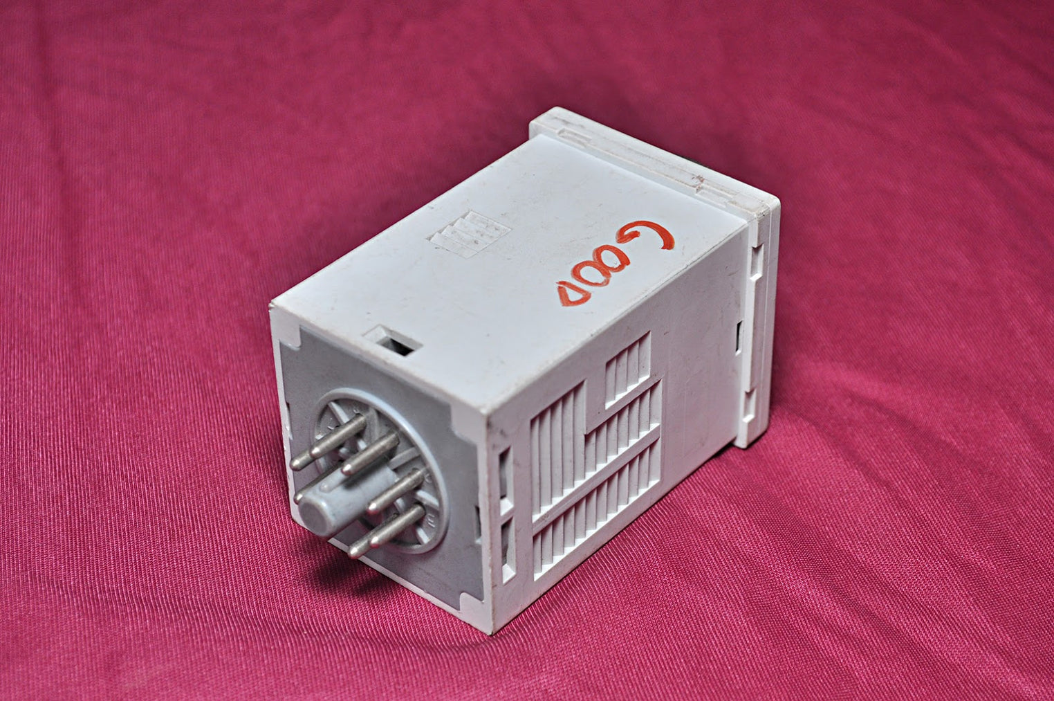 FINDER 88.12.0.230.0000 TIME DELAY RELAY